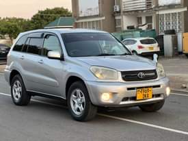 A picture of Toyota rav4 Cc1990 Year 2005 Android radio New tyres Mint