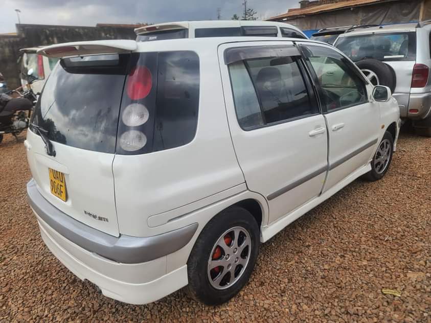 used toyota raum