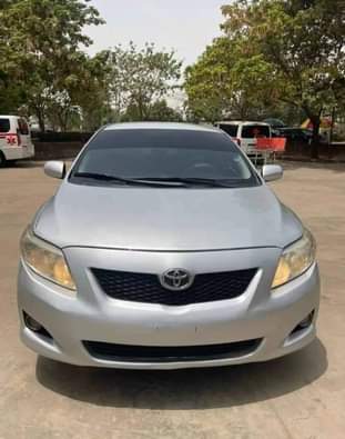 A picture of 2010 TOYOTA COROLLA