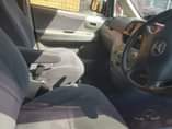 A picture of 2004 Toyota Noah 2 0cc
