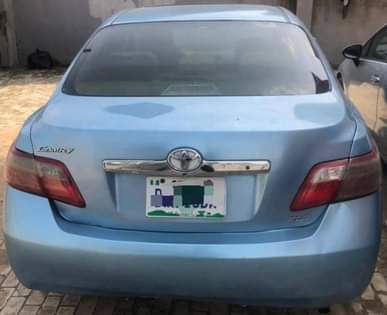 A picture of 2009 TOYOTA CAMRY LE