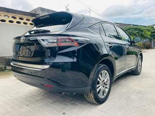 A picture of 2014 TOYOTA HARRIER anaconda Price 63m only registration Call 0742800390