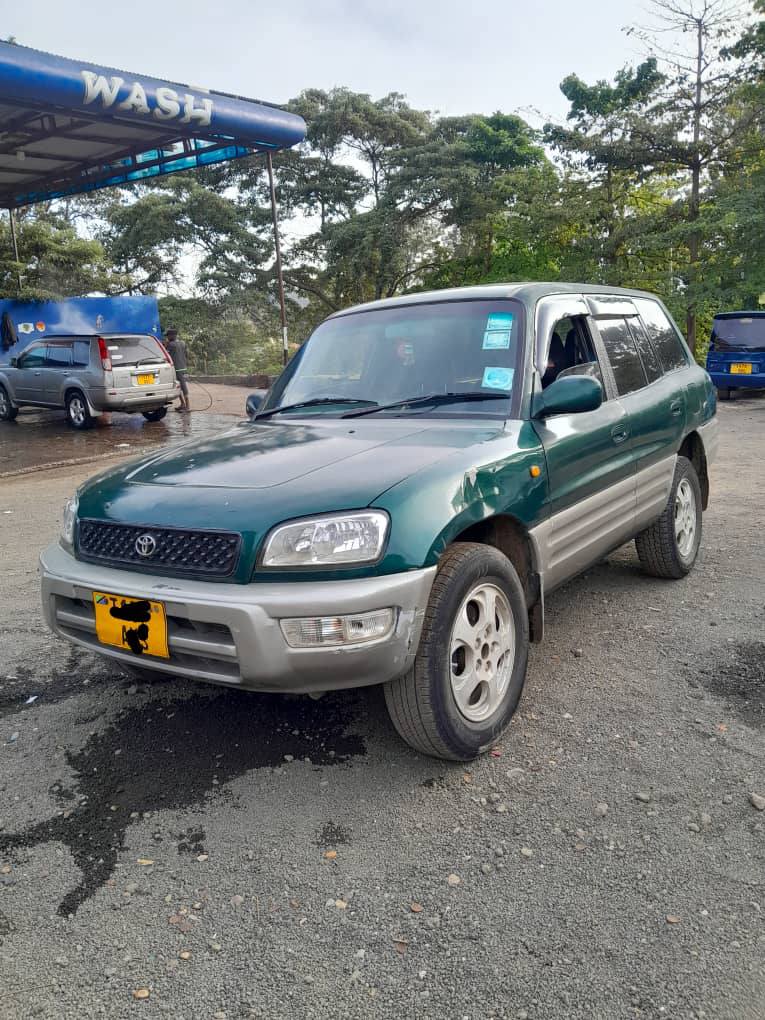 A picture of TOYOTA RAV4