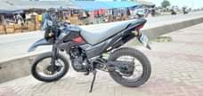 A picture of HONLG CC 200 NZUR SANA HAIANA TATIZO LOLOTE