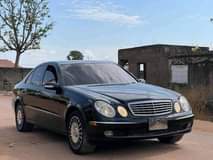A picture of FOR SALE EXTREMELY SUPER CLEAN MERCEDES BENZ E350 NON 4MATIC