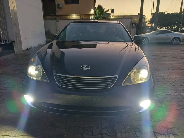A picture of New arrival Still on detailing Lexus ES 330