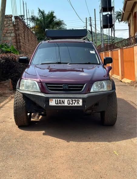 A picture of Honda CRV Perfect car