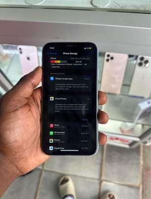 A picture of iPhone XR