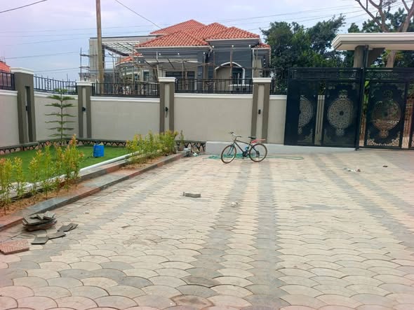 A picture of Brand new house for sale in Najjera kira road 5