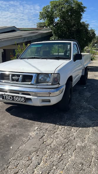 nissan d22