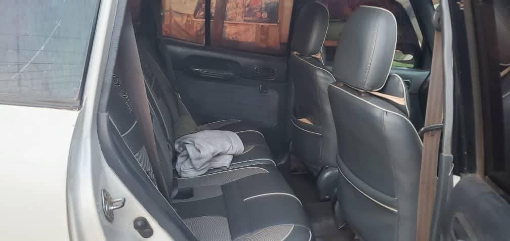 A picture of Toyota rav4