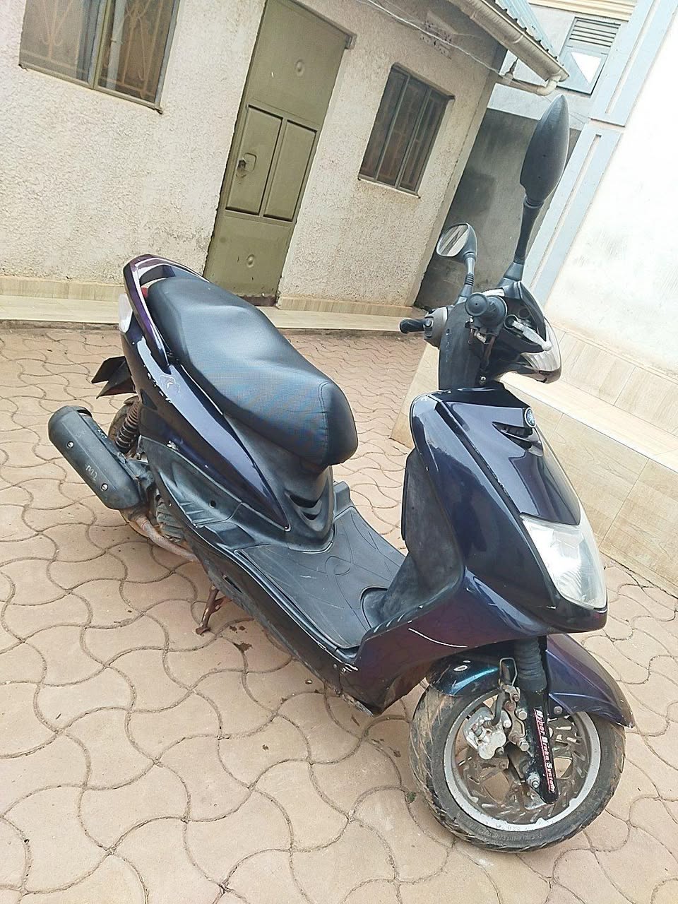 A picture of 2006 Yamaha cygnus x125 yamaha nmax