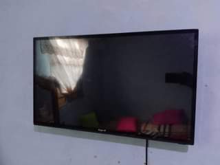A picture of Tv aina ya high Q nch 32