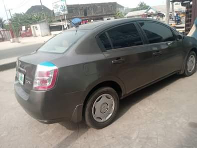 A picture of Nissan Sentra 07 Engine Gear has sensor issue First body