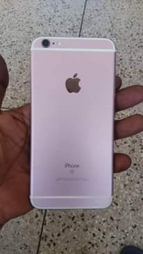 A picture of Iphone 6s Plus