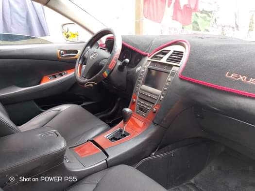 A picture of Super Distress sale owner needs urgent money Clean Lexus ES