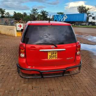 A picture of 2009 Sedan saloon 2009