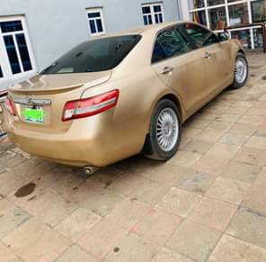 A picture of Toyota Camry spider XLE 2010 V4 with 2AR engine Android