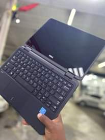 A picture of Dell laptop