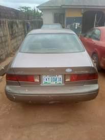 A picture of Toyota Camry 2001