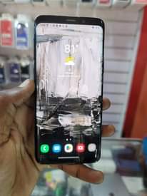 A picture of SAMSUNG S9 AT 170000
