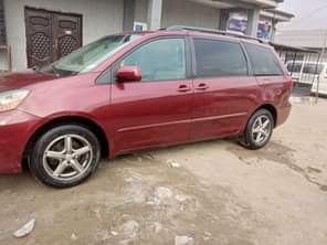 A picture of KB AUTOs Just in 2006 direct Toyota Sienna Comes with
