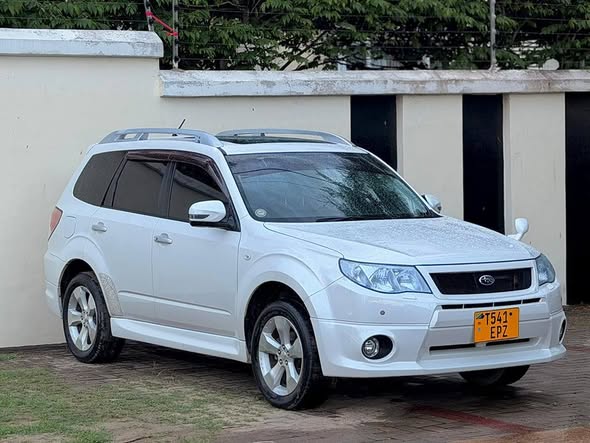 A picture of SUBARU FORESTER