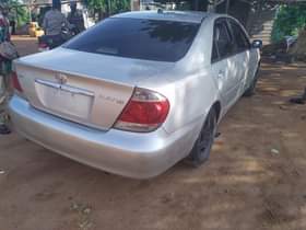 A picture of Clean Nigeria Used Toyota Camry 2004 model Engine and Gear