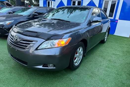 A picture of TOYOTA CAMRY SPIDER LE