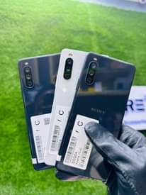 A picture of SAMSUNG PIXEL.IPHONE.VIVO.OPPO.SONY.AQOUS.NOKIA.LG VELVET NA MOTOROLA S RISIT