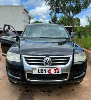 A picture of 2009 MODEL TOUREG