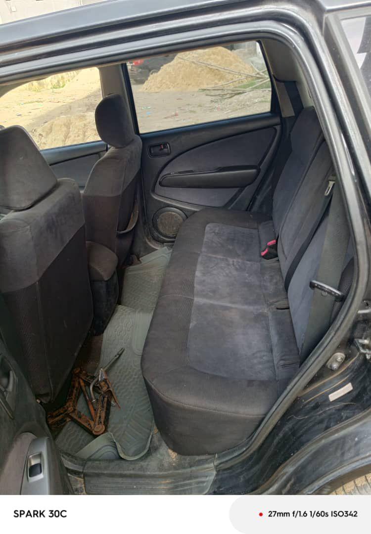 A picture of First body 2002 08107256893