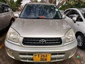 A picture of  TOYOTA_RAV4_0620356906
