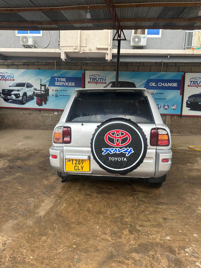 A picture of Toyota Rav 4