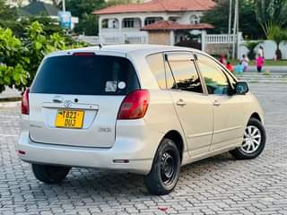 A picture of Toyota spacio