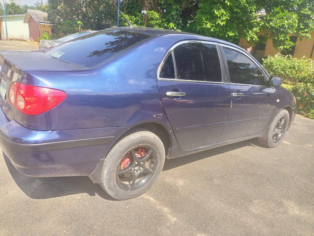 A picture of 2 8m only for this Well Maintained TOYOTA COROLLA 2004