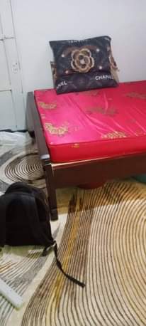 A picture of House hold items