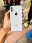 A picture of Iphone x