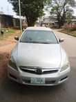 A picture of Honda Accord 2000