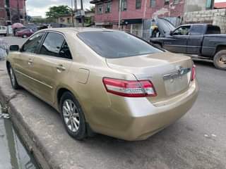 A picture of Toyota Camry 2011