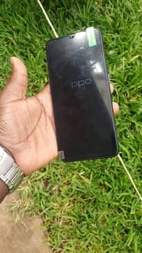 A picture of OPPO F11