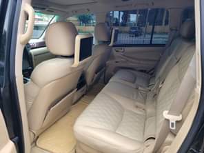 A picture of 2010 upgraded to 2021 exterior Lexus LX570 foreign price 39