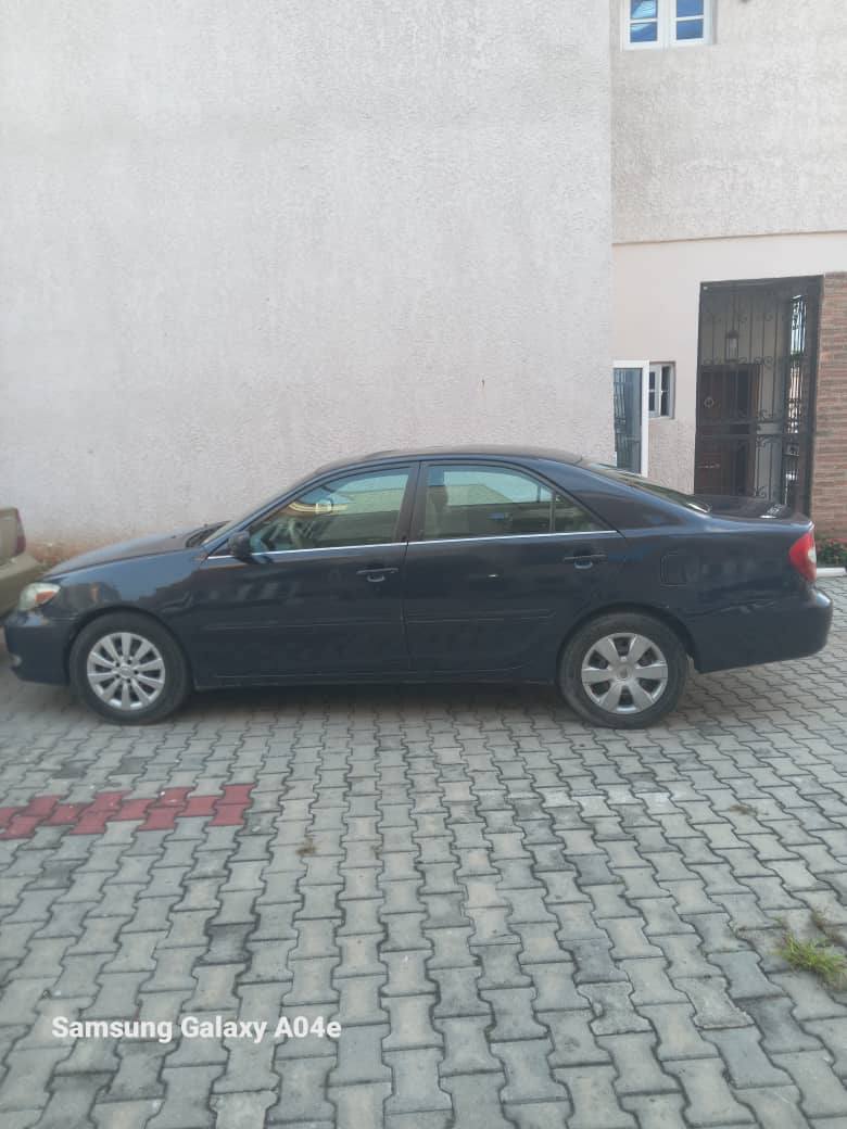 A picture of 2004 Toyota Camry
