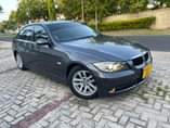 A picture of BMW 3 SERIES