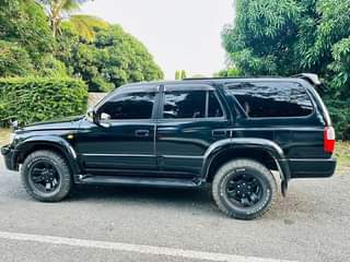 A picture of Toyota Hilux sulf Mwanza Million 9 8 Engine safi Gear