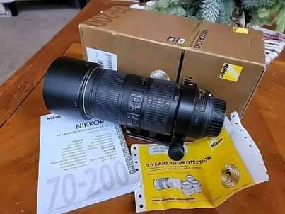 nikon