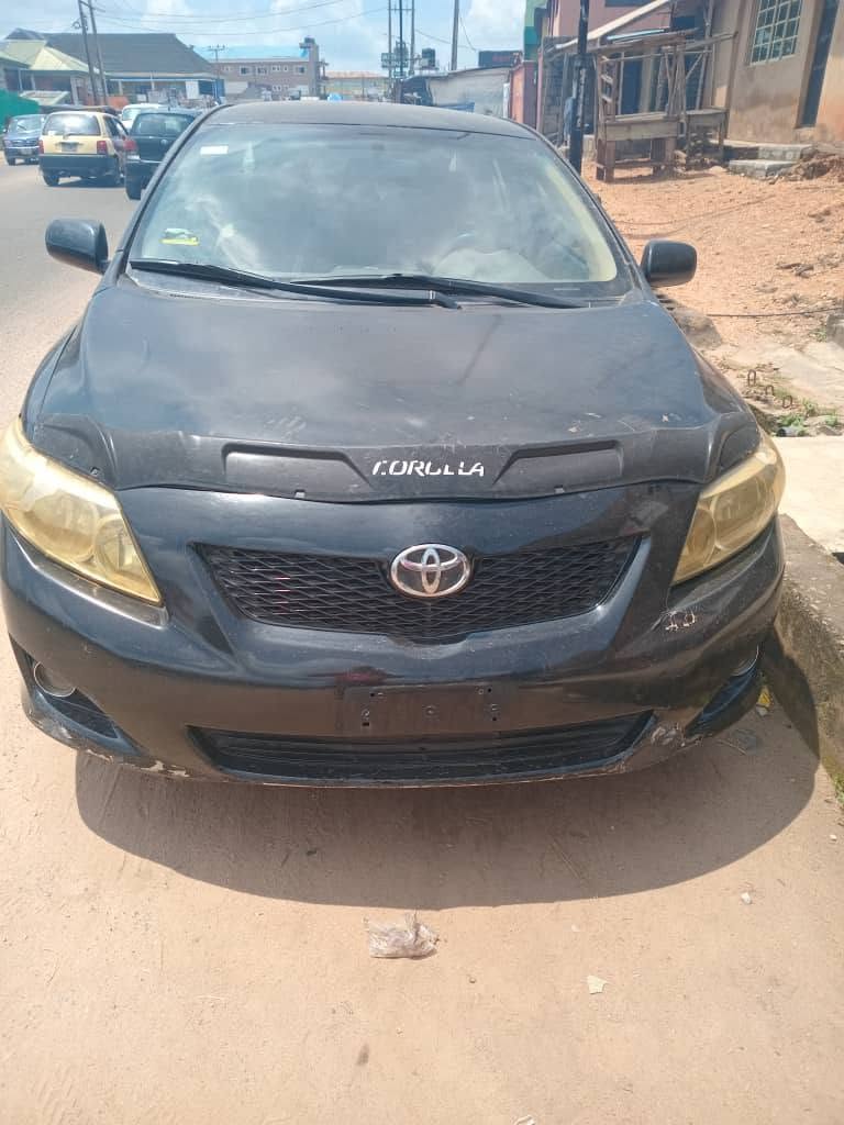 A picture of Toyota Corolla 08