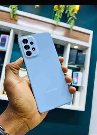 A picture of Galaxy a52