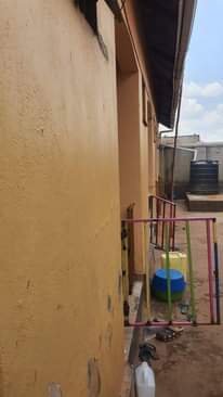 A picture of 4 double rooms for sale at 55millions