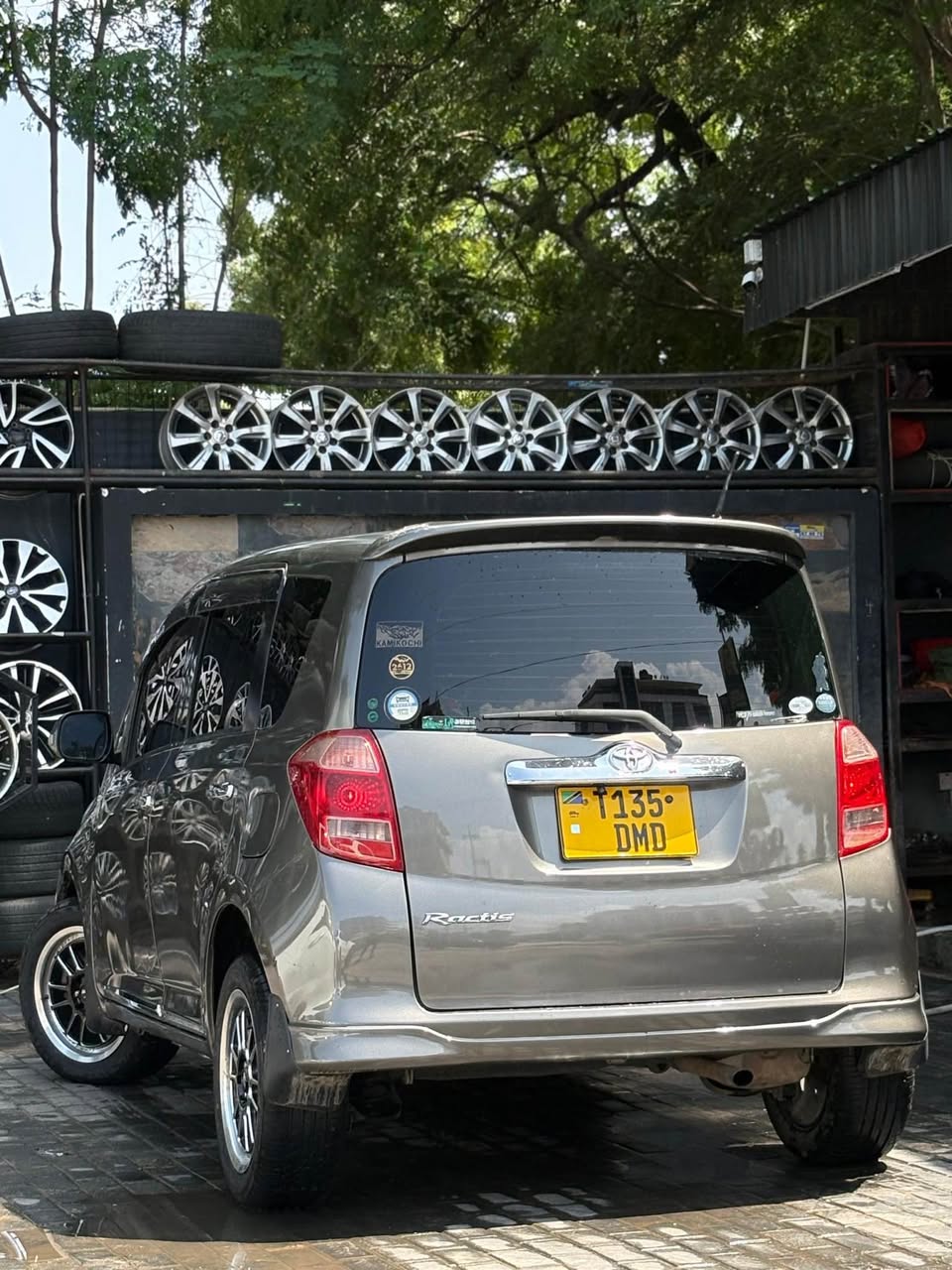A picture of TOYOTA RACTIC Year 2006 Price 11 9M